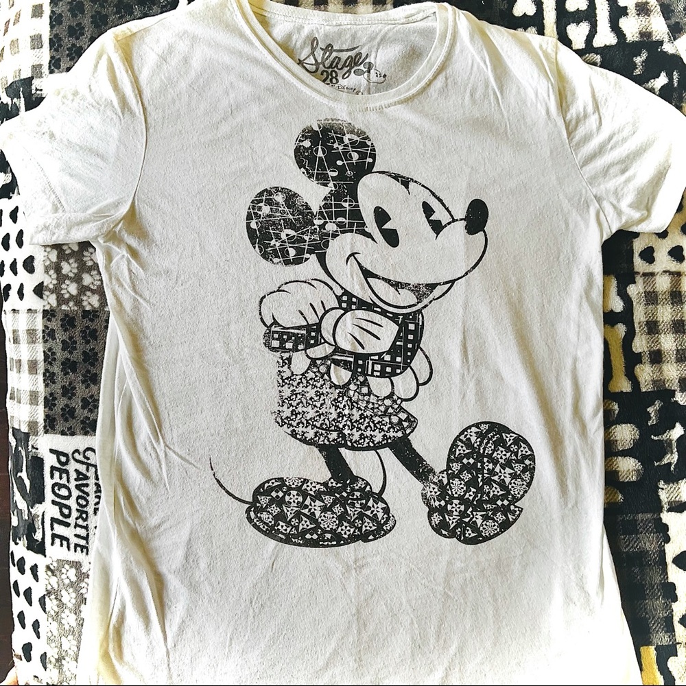 🖤🤍Vintage DISNEY Mickey T-shirt!✨